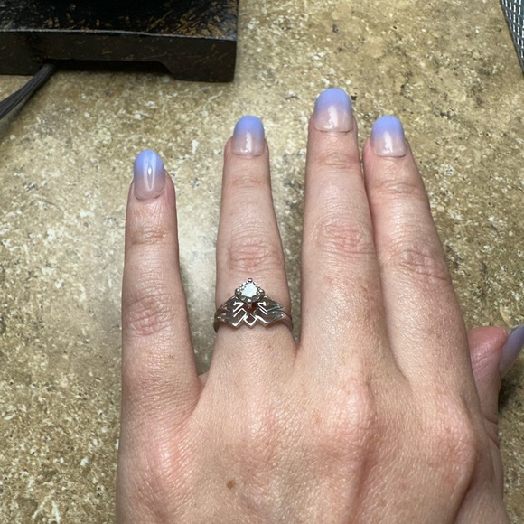 Elegant 14 Karat White Gold, 0.5 ct Diamond Ring Set - Picture 10 of 14